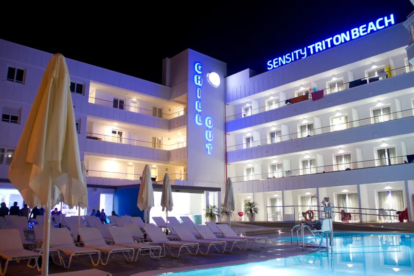 Hotel Triton Beach 4*-8