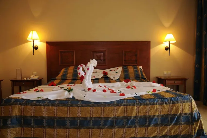 Alhambra Thalasso 5*-8