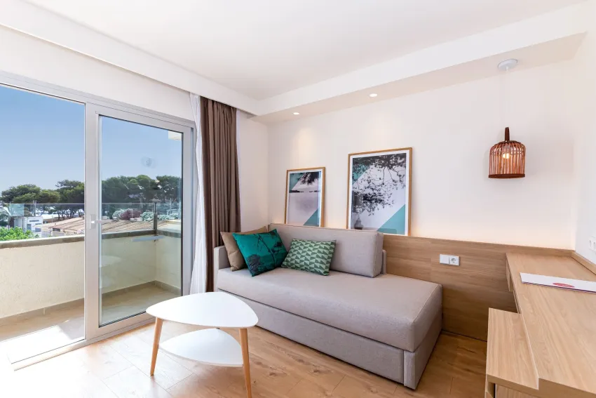 JS Portocolom Suites 4*-9