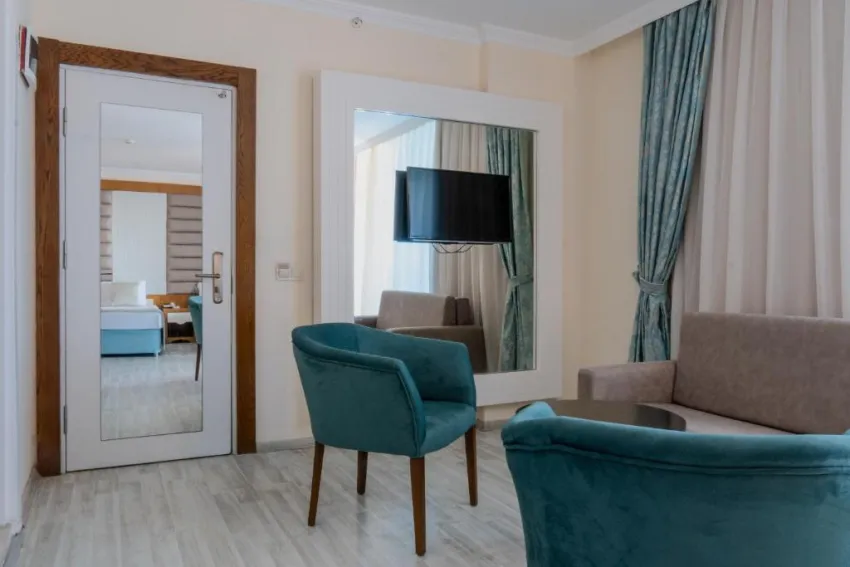 CONCORDIA CELES HOTEL  5*-20