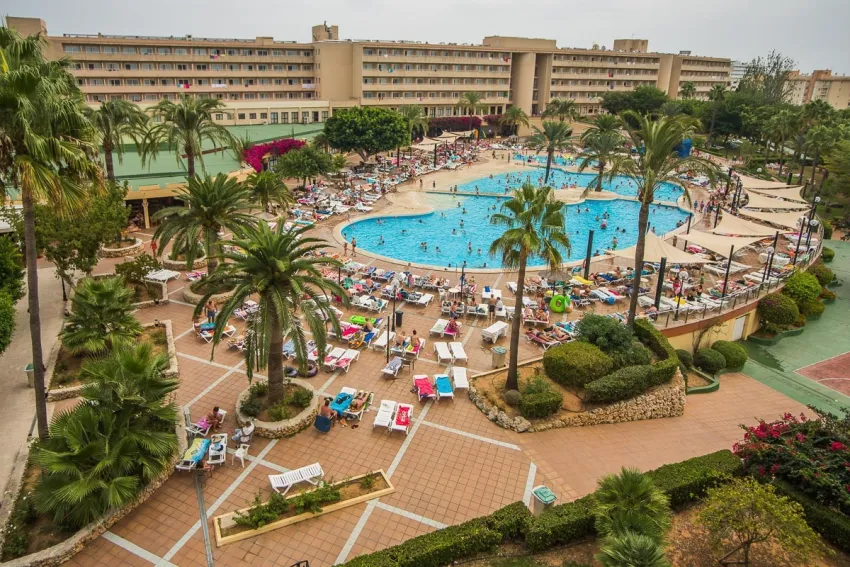 Club Cala Romani 3*-21