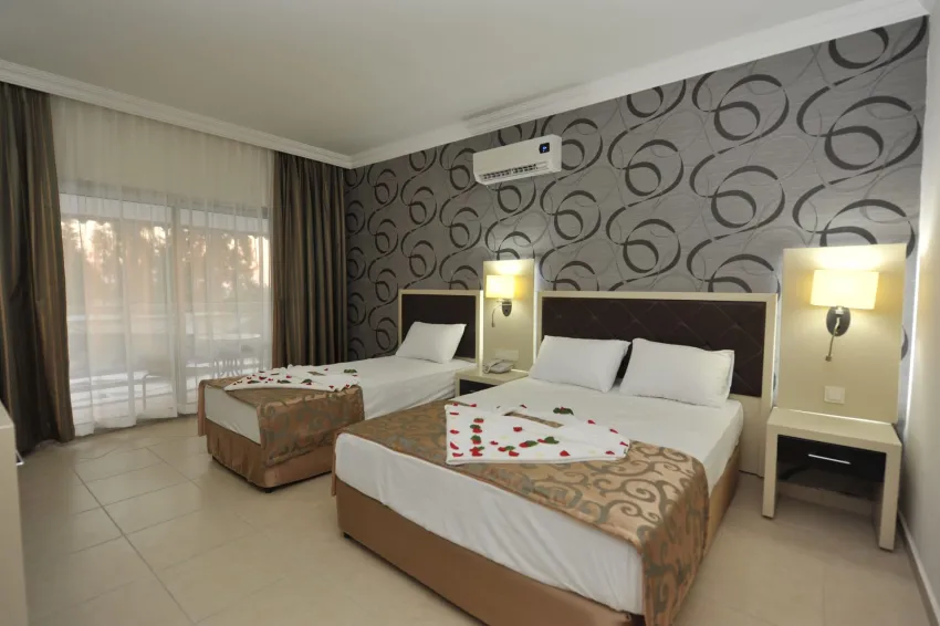Asrin Beach 4*-7