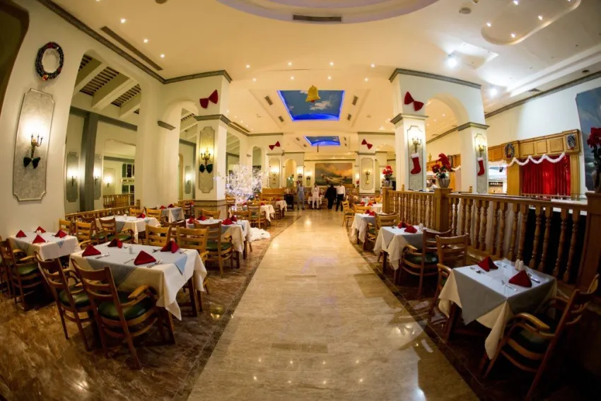 Titanic Resort & Aquapark 4*-5