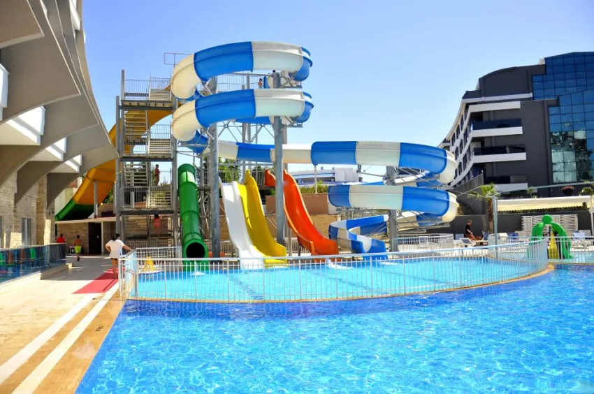 RAMADA RESORT BY WYNDHAM SIDE  4*-2