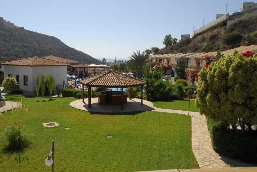 Hylatio Tourist Village 4*-7