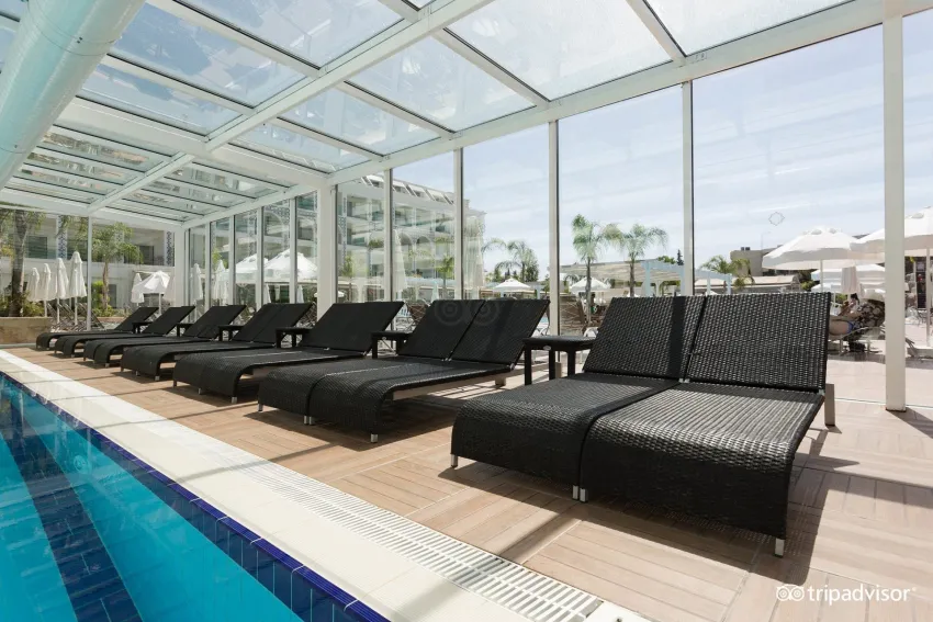 Karmir Resort & Spa 5*-10