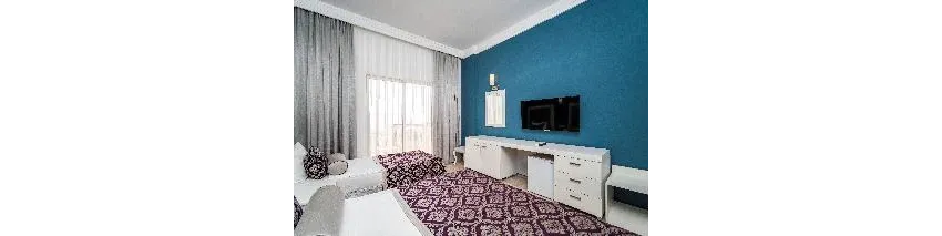 La Perla Hotel 4*-78