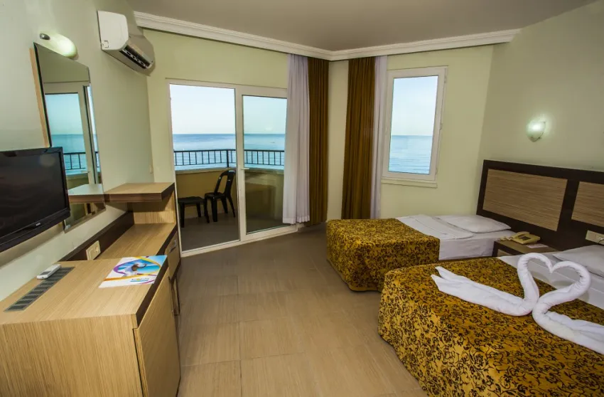 Kleopatra Beach Hotel 4*-5