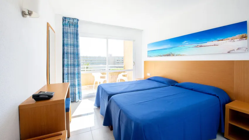 Club Cala Romani 3*-6