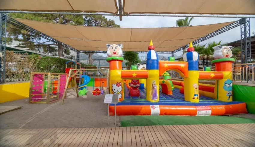 FAME RESIDENCE GOYNUK  4*-12