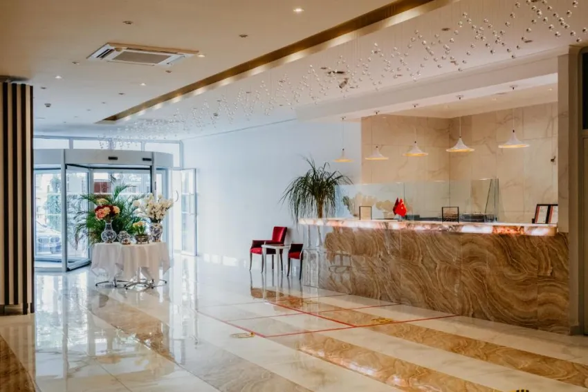 TAC PREMIER HOTEL & SPA  4*-10