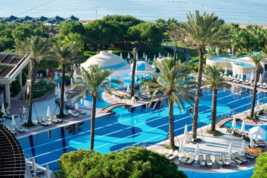 LIMAK ATLANTIS DELUXE HOTEL & RESORT  5*-5