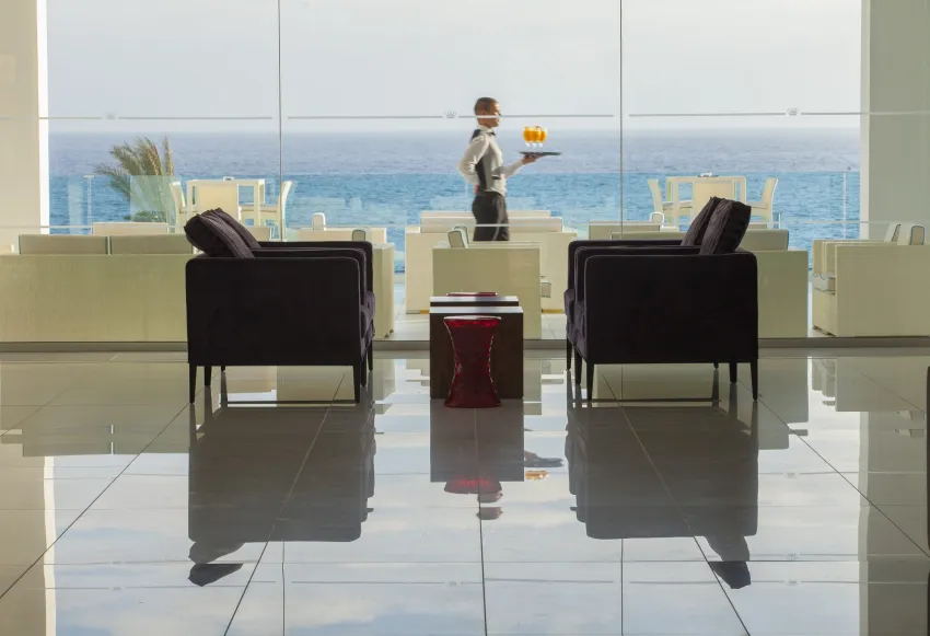 King Evelthon Beach Hotel and Resort 5*-5