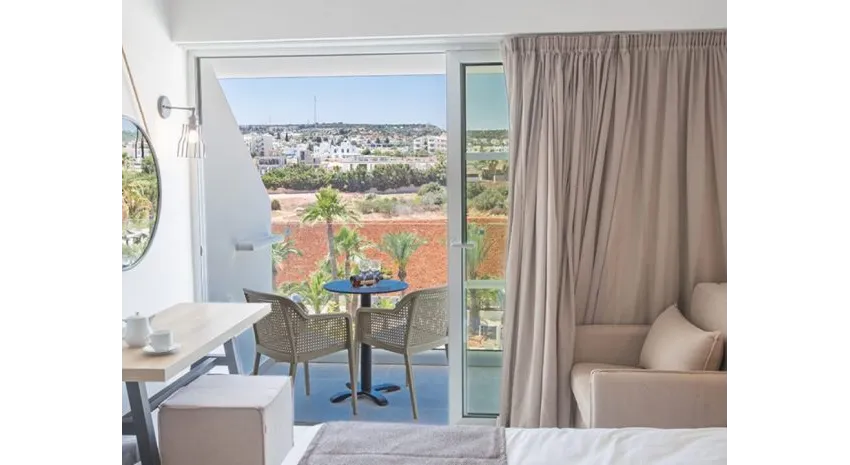 Bohemian Gardens 4*-7