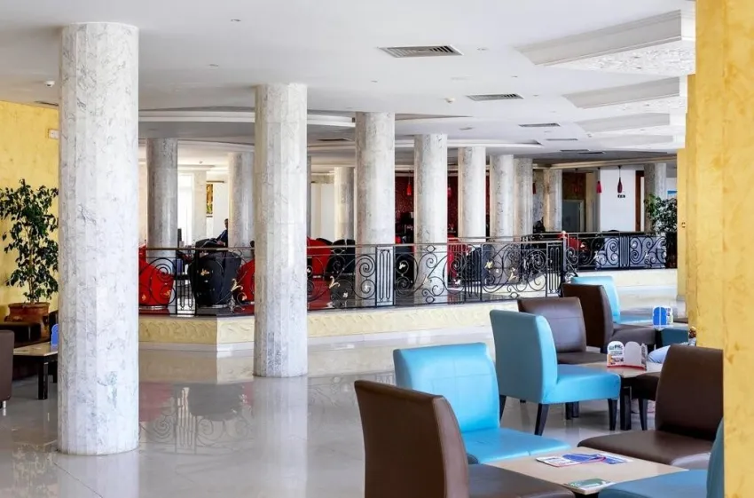 HOUDA YASMINE HAMMAMET  4*-6