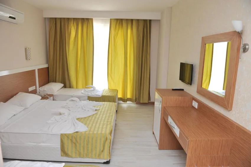 A Hotel Side 3*-9