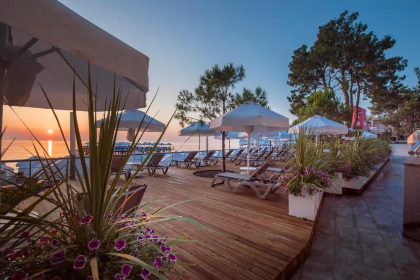 AKRA KEMER (EX. KEMER BARUT COLLECTION)  5*-18