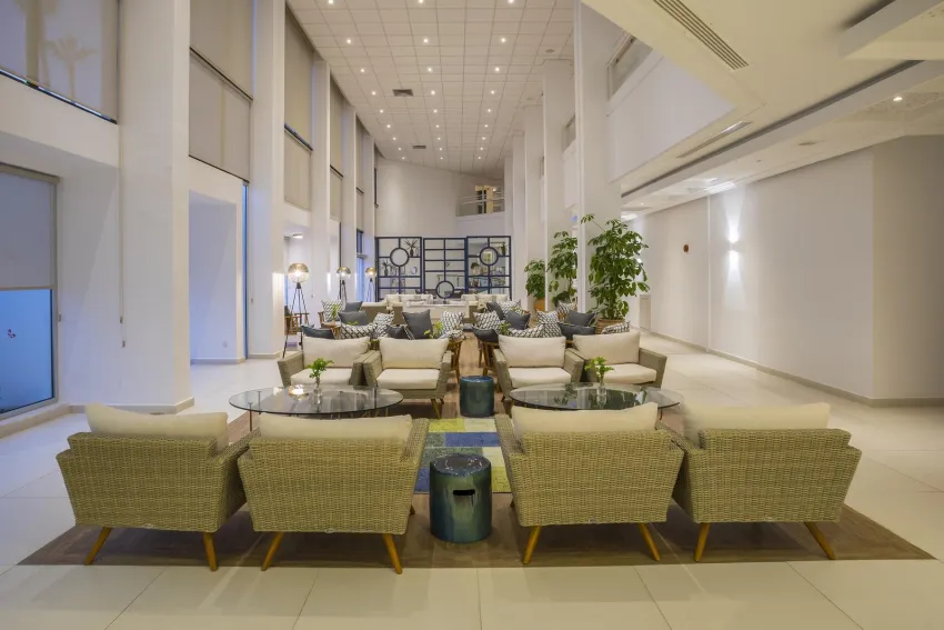 Leonardo Plaza Cypria Maris Beach Hotel and Spa 4*-3