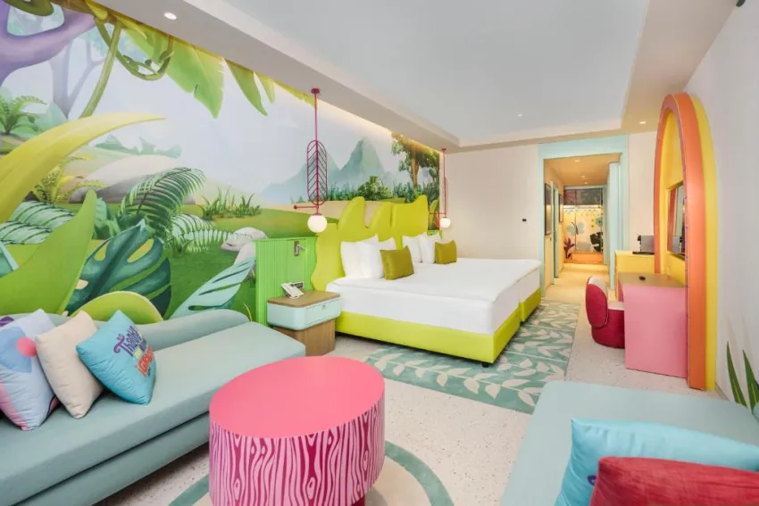 THE LAND OF LEGENDS NICKELODEON HOTEL & RESORT  5*-24