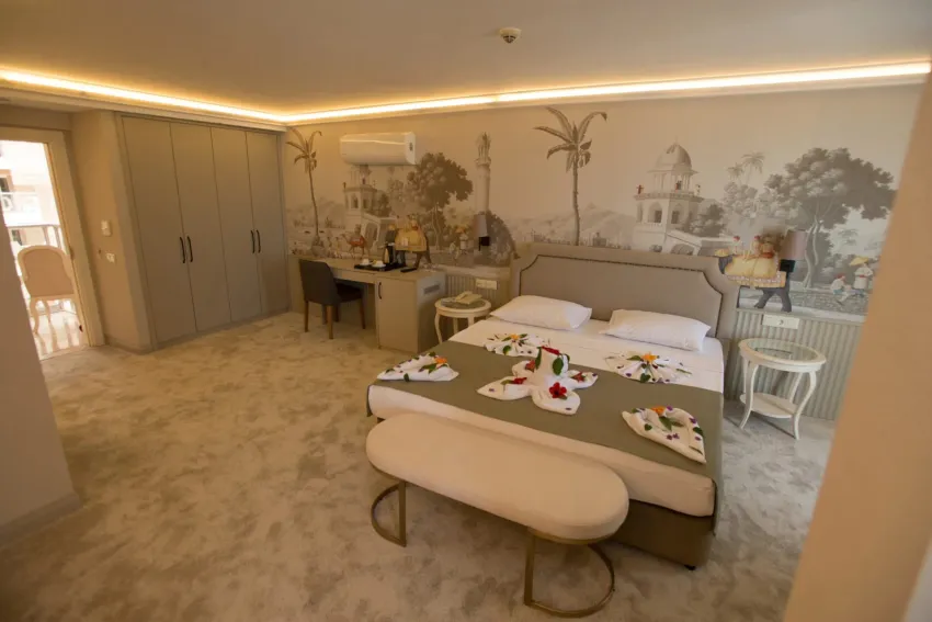 White Gold Hotel & Spa 5*-10