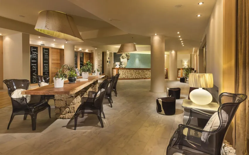 The Island Hotel 5*-5