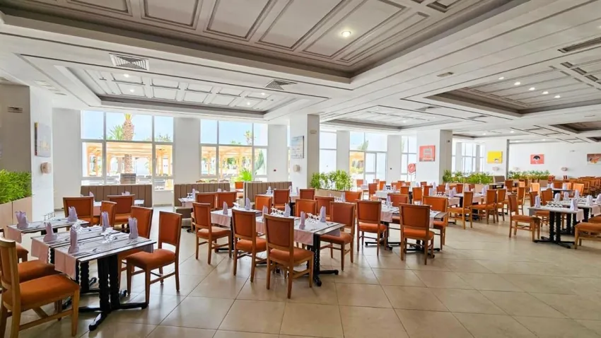 Monarque El Fatimi 4*-21