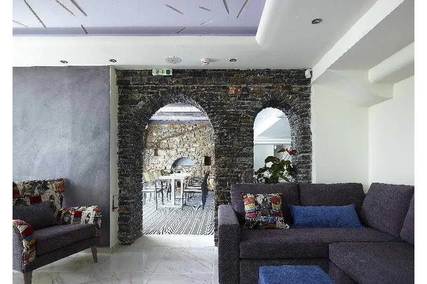 Mistral Bay Hotel 4*-8