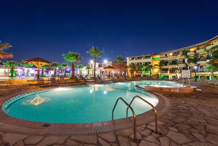 Caretta Beach Resort and Water Park 4*-4