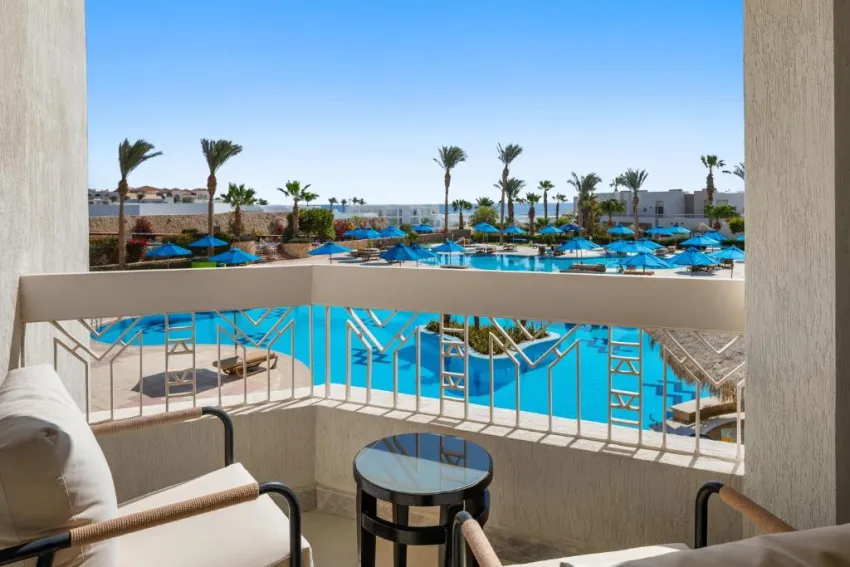 DOUBLETREE BY HILTON SHARM BAY RESORT BEACH SIDE  4*-135