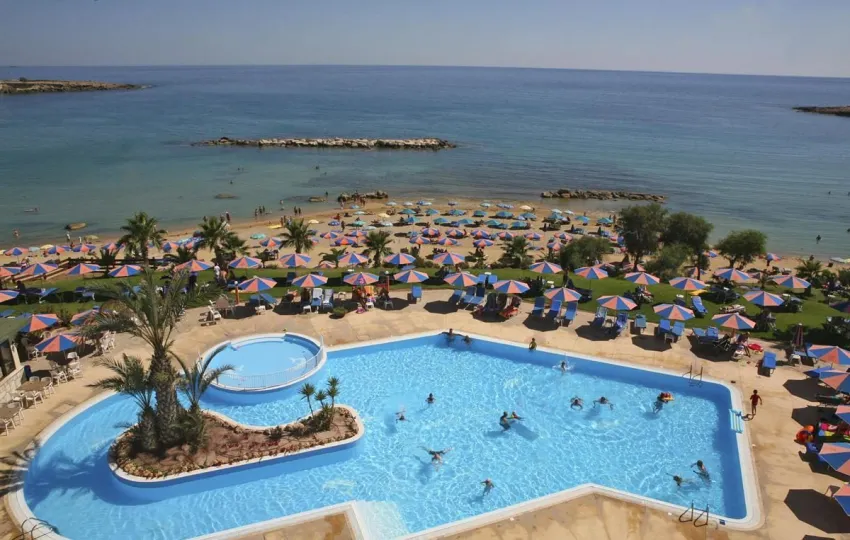 Corallia Beach Apartments 3*-4