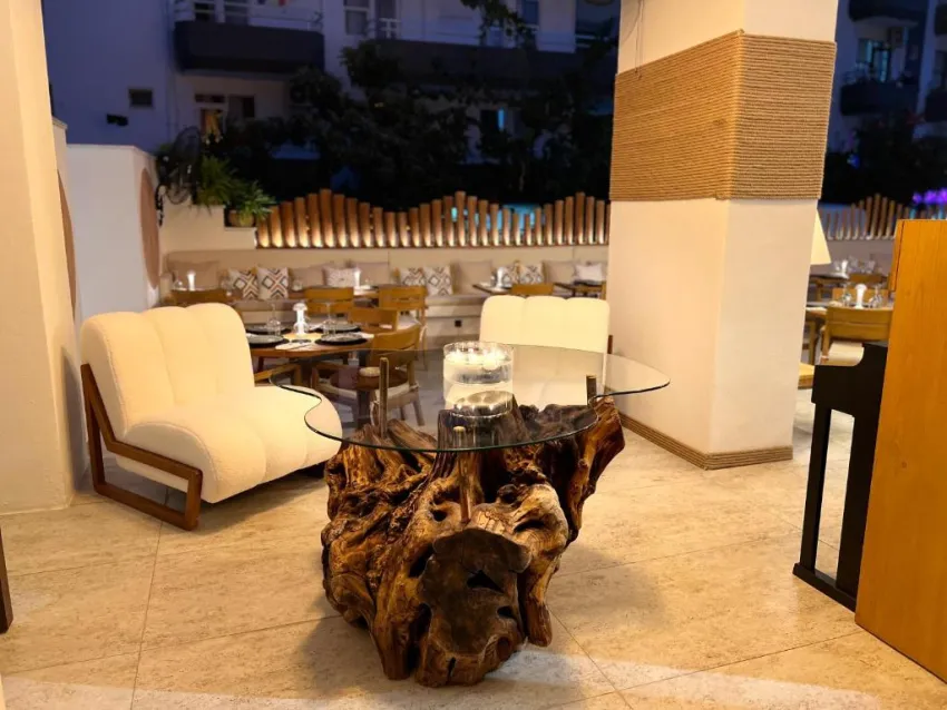 OJI BEACH HOTEL  4*-8