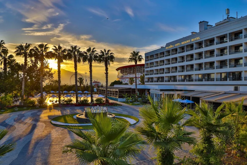 Nashira City Resort Hotel 4*-1