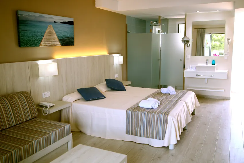 Hotel Club Es Talaial 3*-332