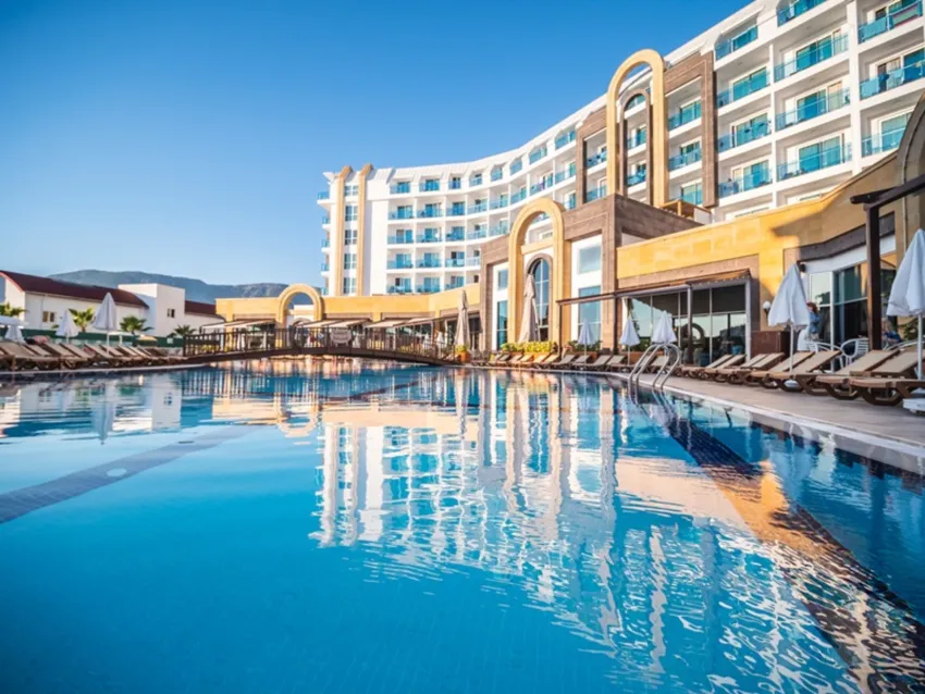 The Lumos Deluxe Resort Hotel & Spa 5*-9