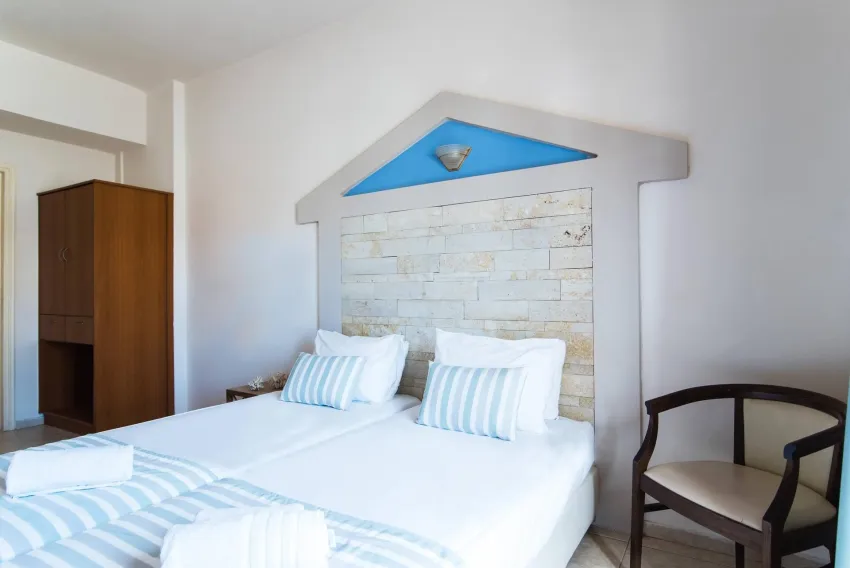 Ilios 1 Central 1*-17