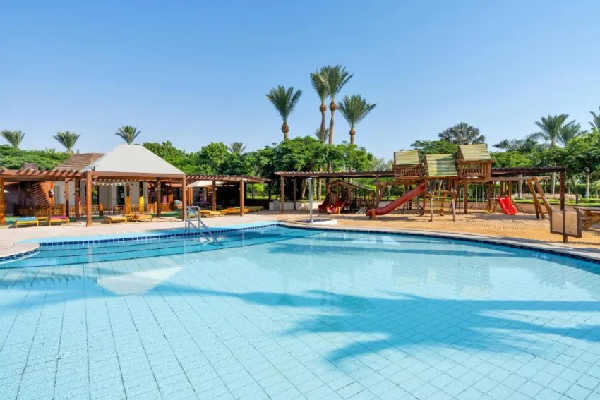 STEIGENBERGER AL DAU BEACH  5*-28