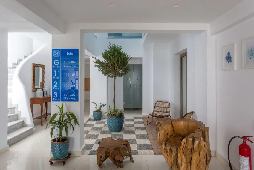 Serenity Spritz Boutique Hotel 4*-5