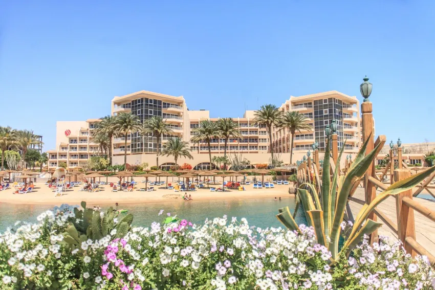 Marriott Beach Resort Hurghada 5*-160