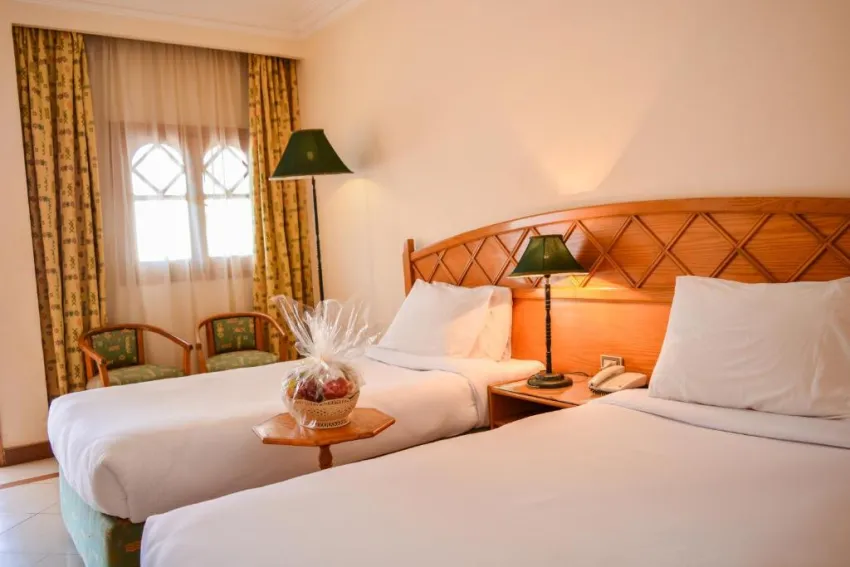 DIVE INN RESORT  4*-2