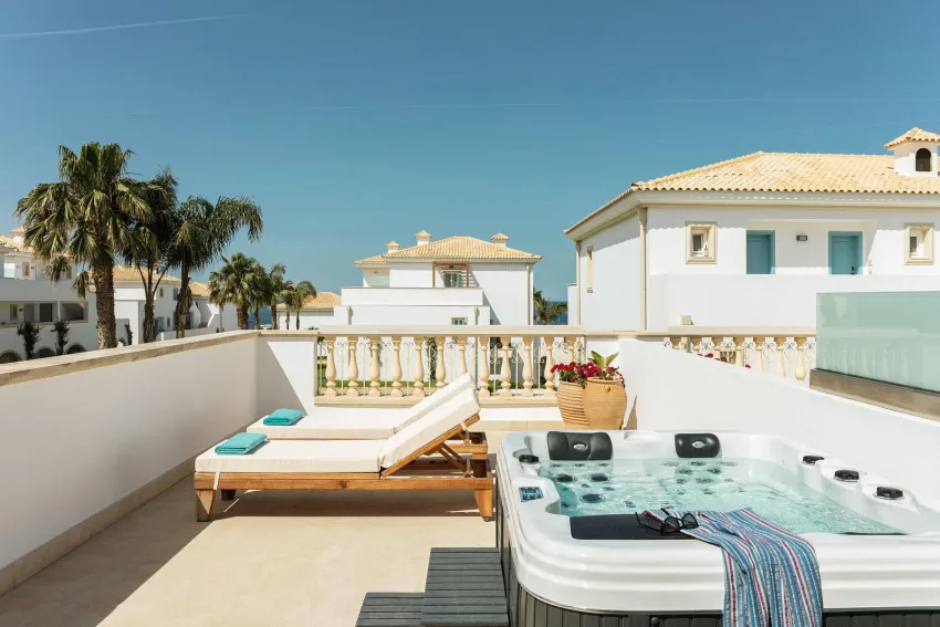 Mitsis Selection Laguna 5*-11