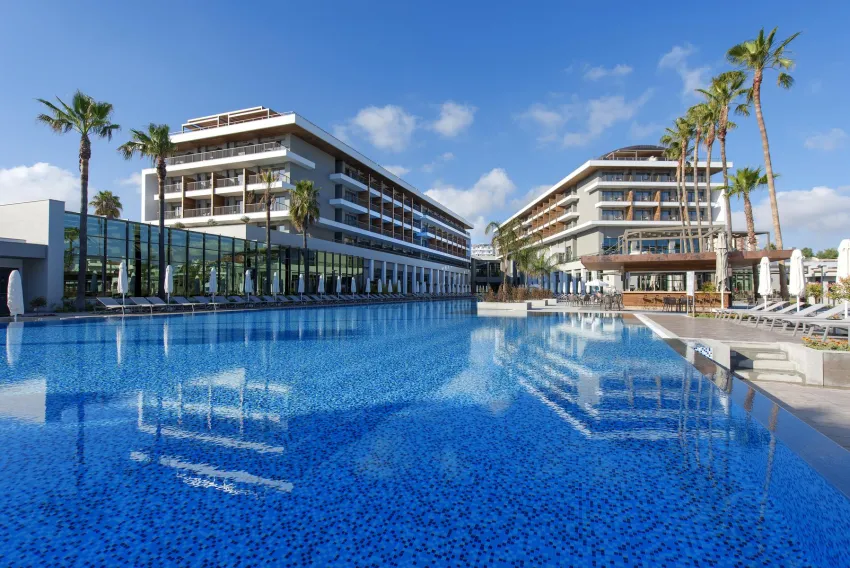 Acanthus & Cennet Barut Collection 5*-3