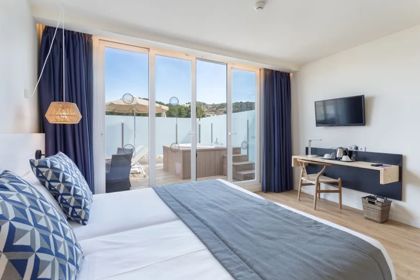 Fergus Style Soller Beach 4*-8