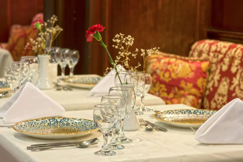 Antique Roman Palace (Adults Only 16+) 5*-83