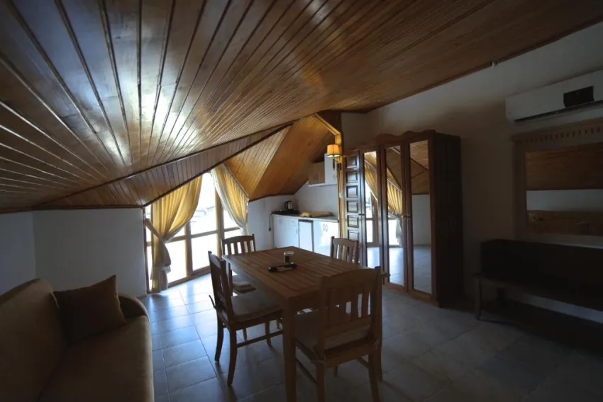 NATURELLA HOTEL & APART  3*-8