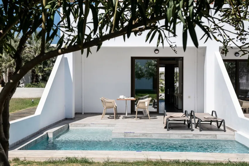 eraniotis Beach Hotel 3*-5