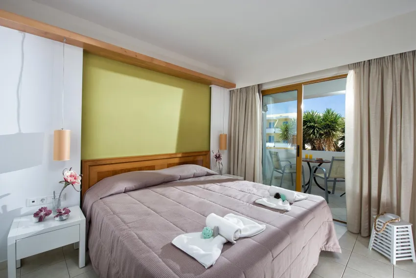 Mary Hotel & Mary Royal Suites 3*-3