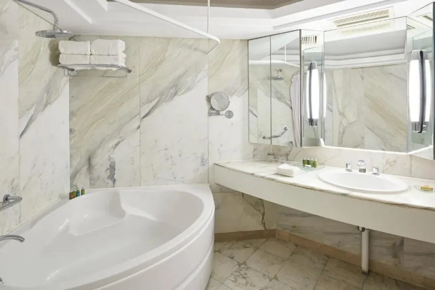 HILTON PLAZA HURGHADA  5*-60