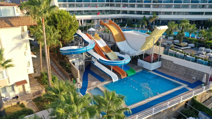 EOS BEACH RESORT  4*-21