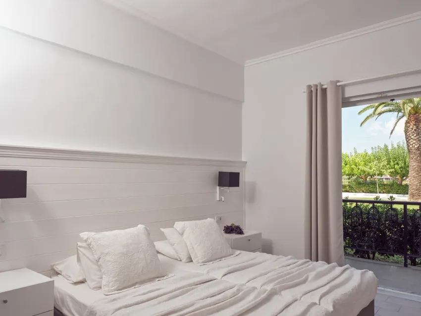 Sirocco Hotel 3*-9