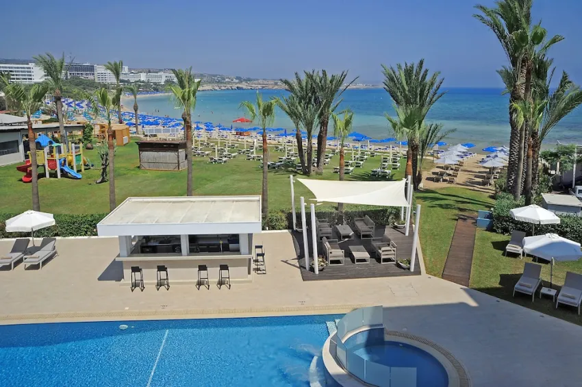 Limanaki Beach Hotel & Suites 3*-19